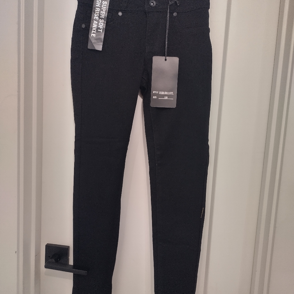 Jeans - Picture 2 of 6